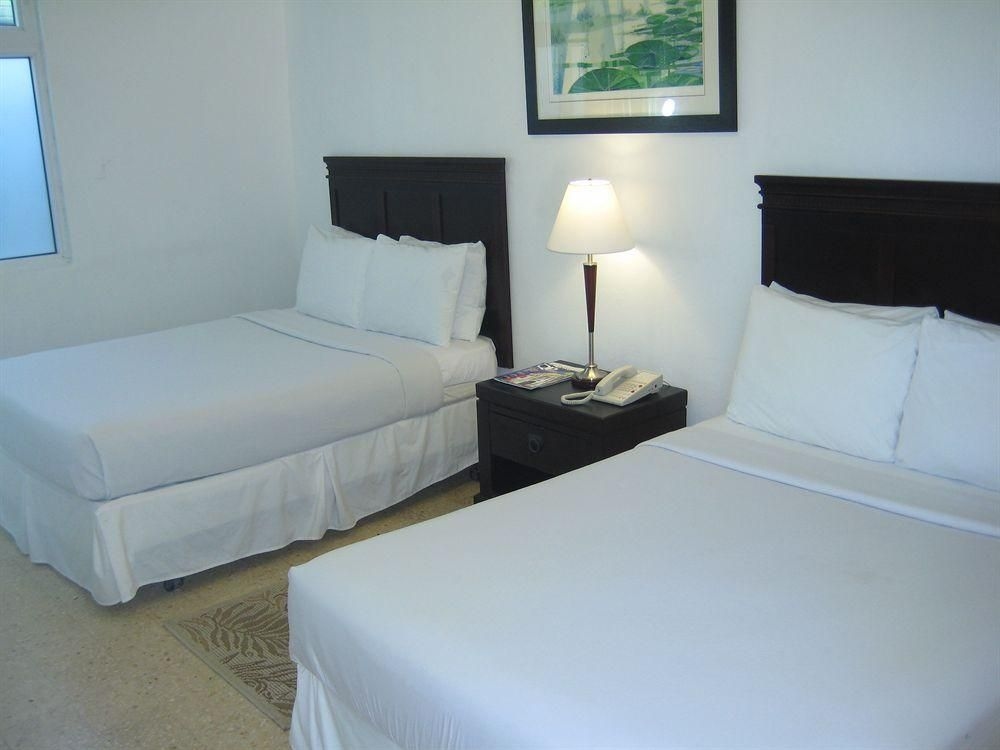 Hotel La Playa3