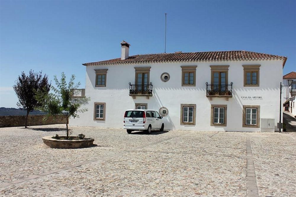 Casa da Arvore1