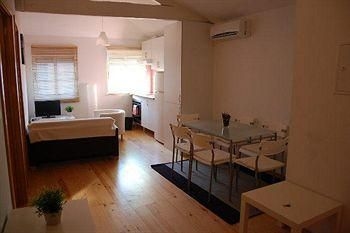 Aparthotel Oporto Entreparedes1