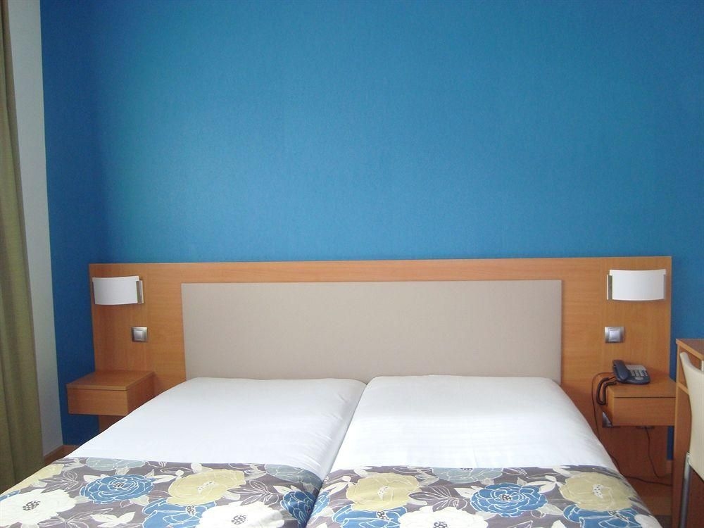 Hotel Albergaria Borges2