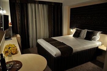 Hotel Plaza0