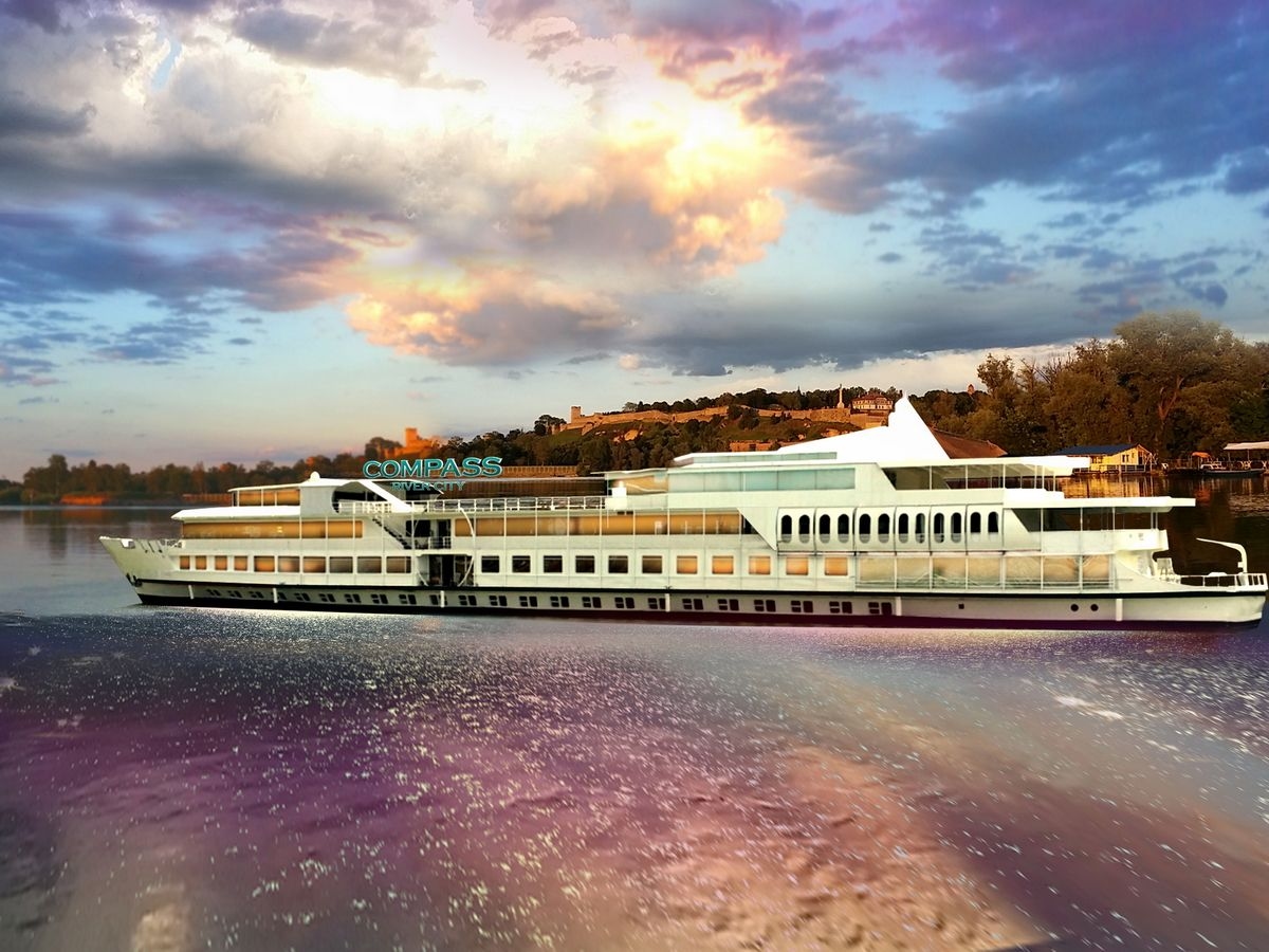 Compass River City Boat Hotel0