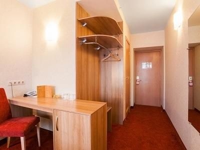 Okhtinskaya Hotel3