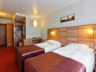 Okhtinskaya Hotel0