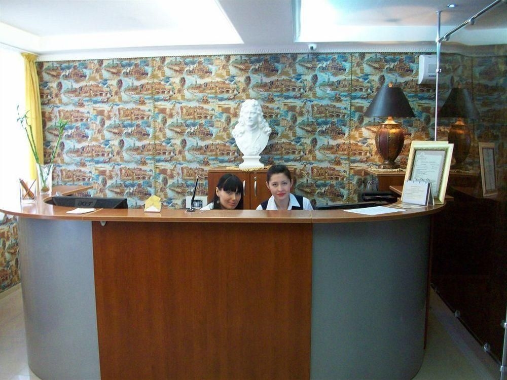 Menshikov Hotel2