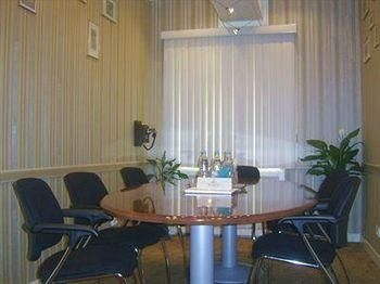 Menshikov Hotel4