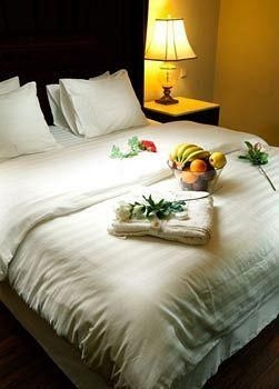 The Palace Hotel Suites3