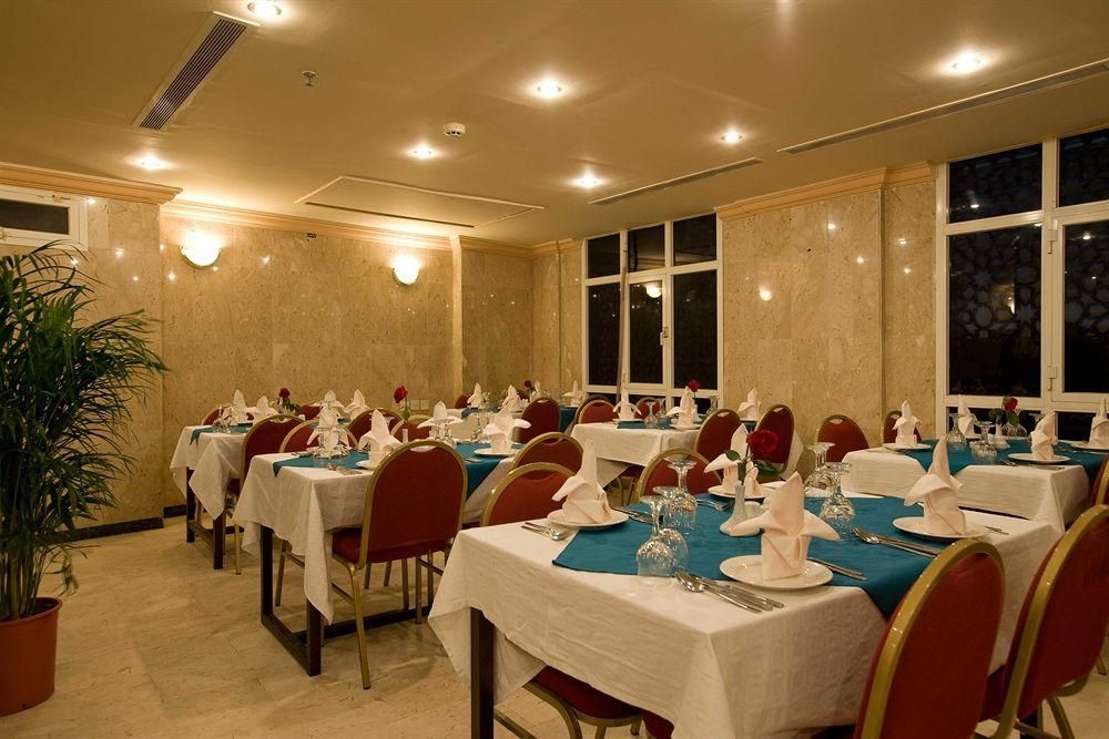 Hanin of Al Firdous Hotel2