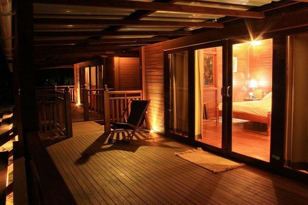 Lou Lou Bungalows2