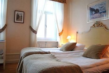Strand Hotell0