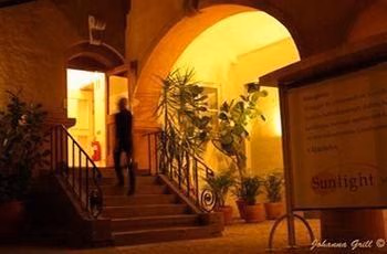Sunlight House Hotel4