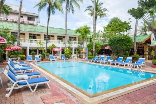 The Expat Hotel1