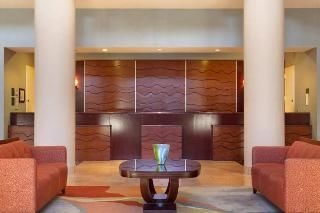 Hilton Fort Lauderdale Airport0