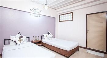 Anoma 2-Bed and Breakfast4