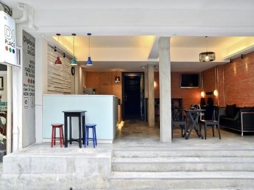 โรงแรม ดีไอเพลส (DI Place Hotel)0