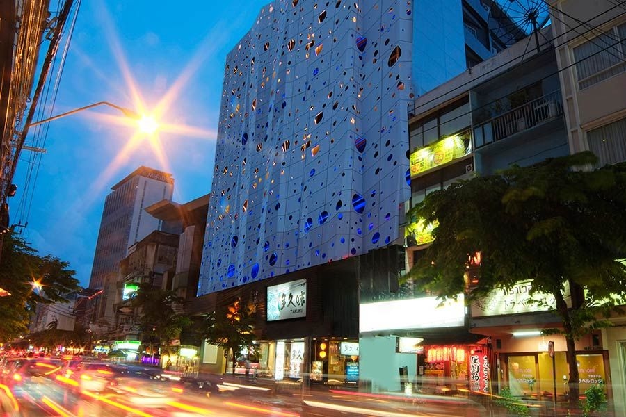 The Raya Surawong Hotel1