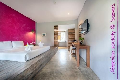 บาร์ แอนด์ เบด (Bar and Bed Resort @ Samed)3