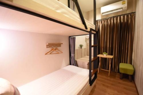 สีลม ฟอเรสต์ โฮเทล (Silom Forest Hotel)2