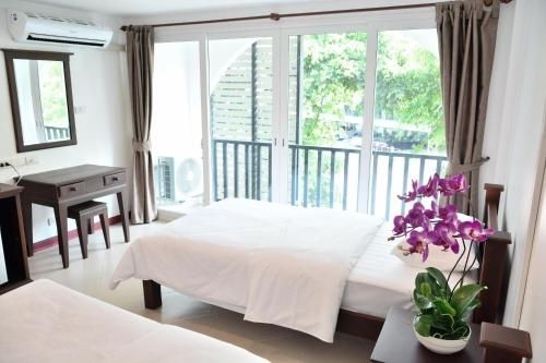 ซีดลิ่ง เฮาส์ (Seedling House)1