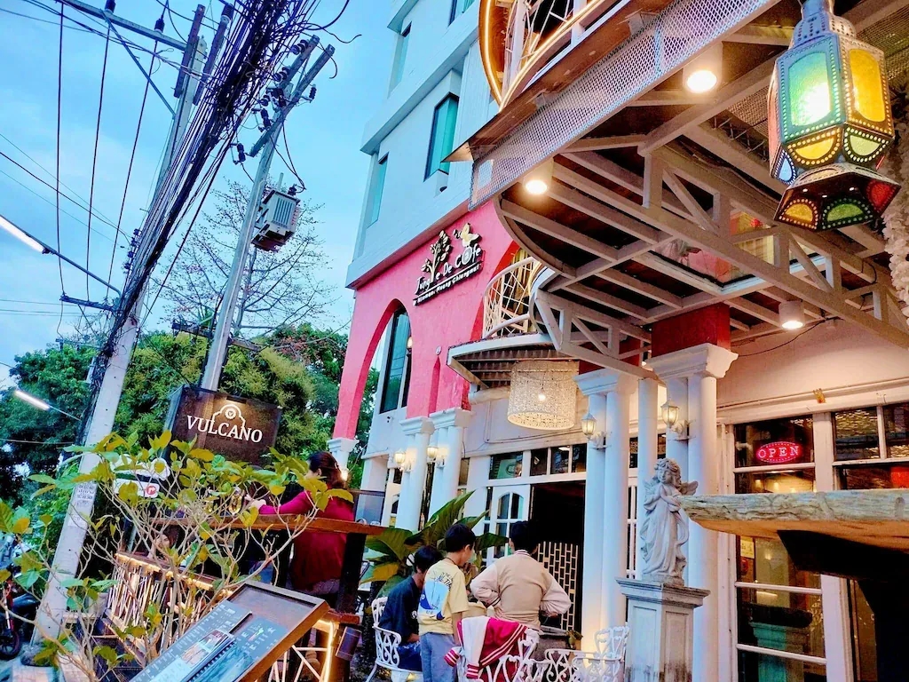 โรงแรมวัลคาโน เชียงใหม่ (Vulcano Hotel at Nimman)0