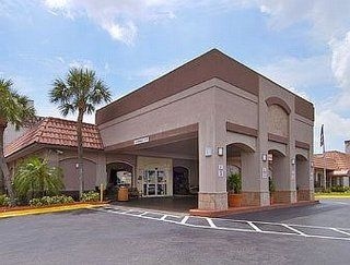 Ramada Plaza Fort Lauderdale3