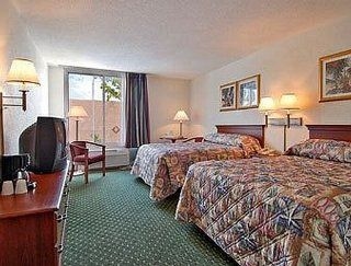 Ramada Plaza Fort Lauderdale2