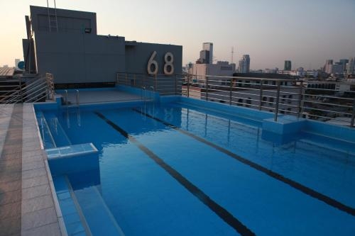 บางกอก 68 (Bangkok 68)1