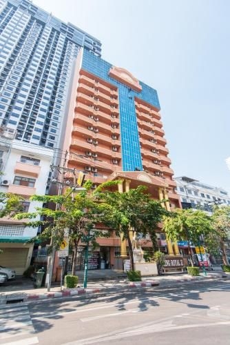 โรงแรมคิง รอยัล ทู (King Royal II Hotel)1
