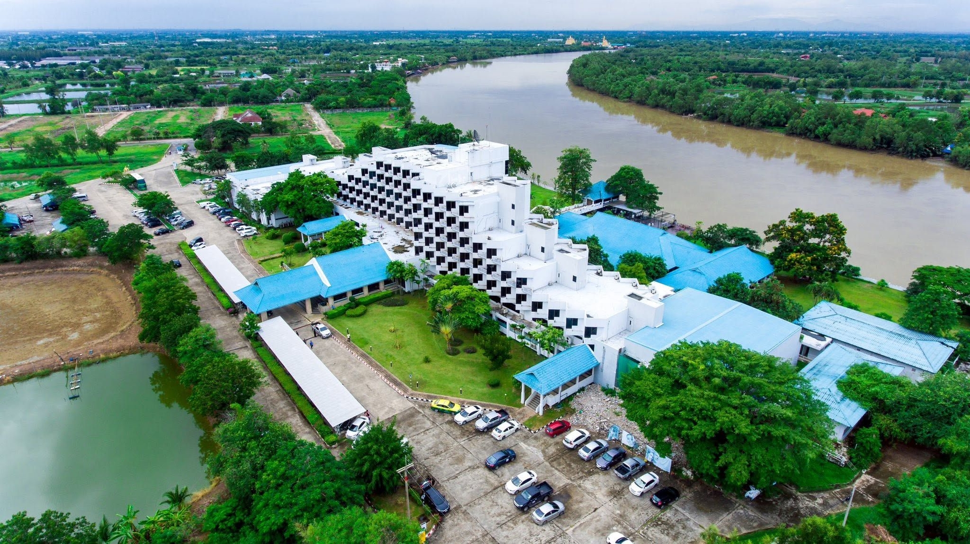 ซันทารา เวลเนส รีสอร์ต แอนด์ โฮเทล (Suntara Wellness Resort & Hotel)0