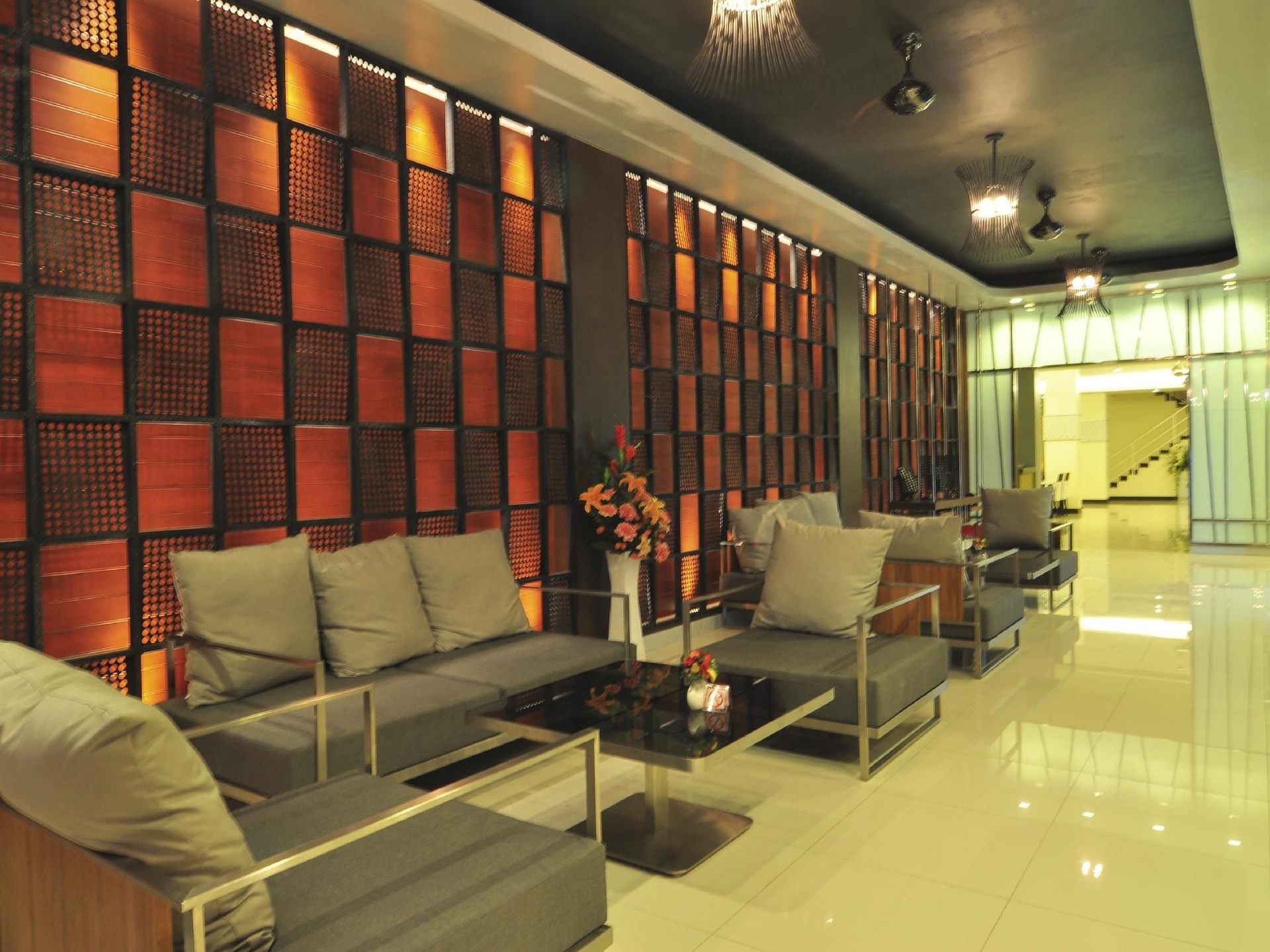 โรงแรมแพลททินั่ม (Platinum Hotel)4
