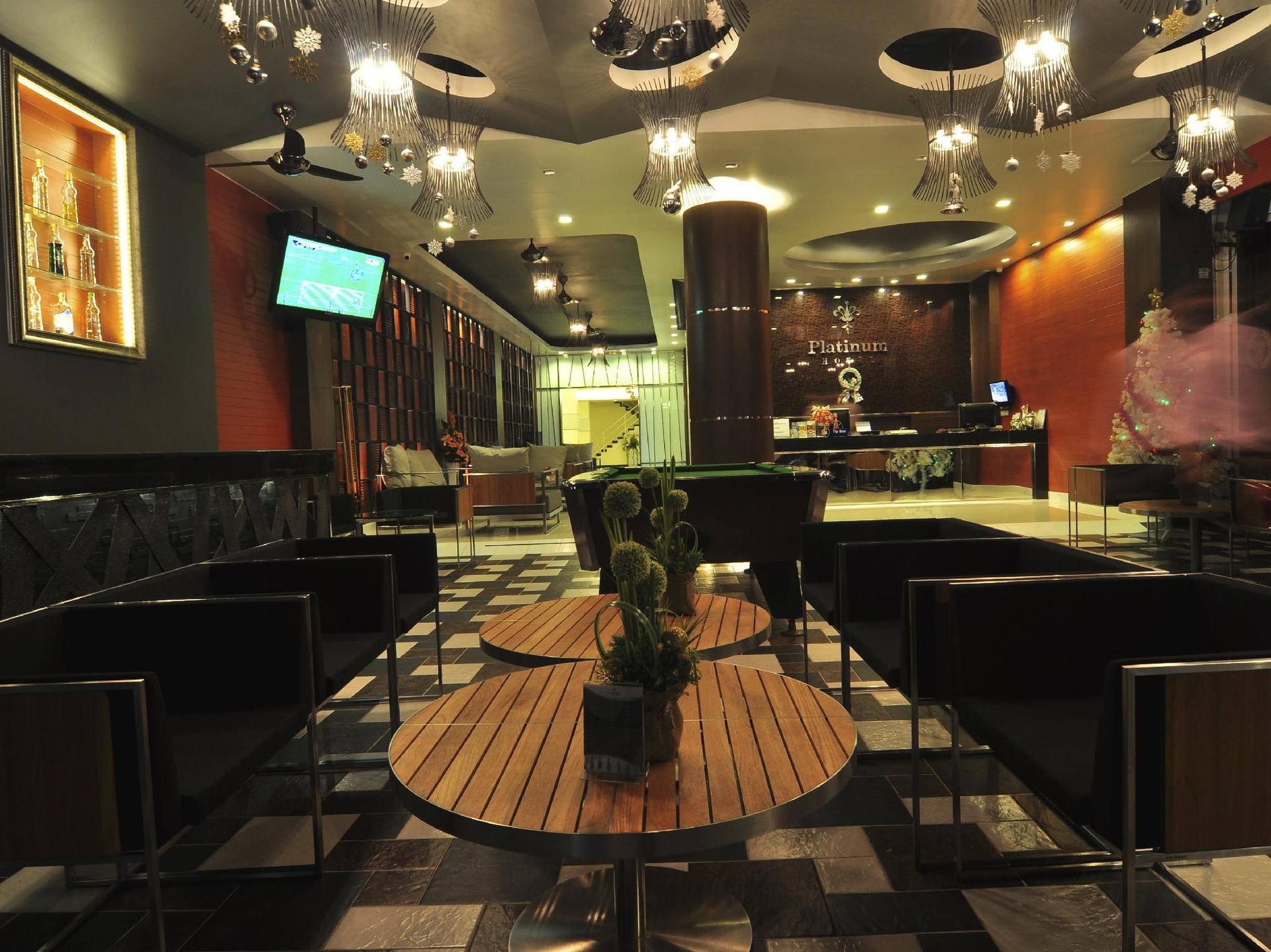 โรงแรมแพลททินั่ม (Platinum Hotel)2