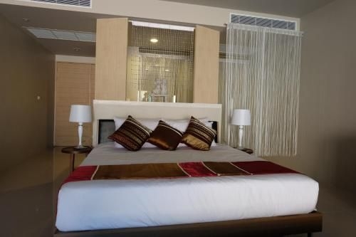 กะรน ฮิลล์ ลักชัวรี่ ทรอปิคอล เอสเตท (Karon Hill Apartment 2)4
