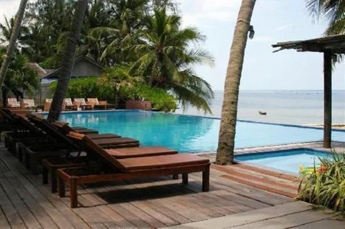 ซันเซ็ท โคฟ รีสอร์ท (Sunset Cove Resort)0