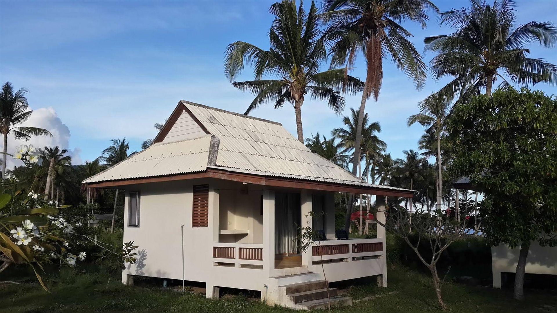 จินตา บีช บังกะโล (Jinta Beach Bungalow)0