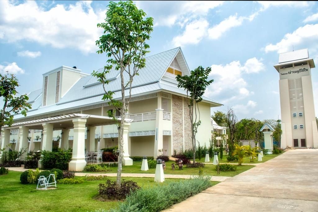น่านตรึงใจ บูทิค โฮเต็ล (Nantrungjai Boutique Hotel)0