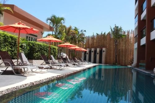 เดอะ บีช บาย กลิตเตอร์ เฮาส์ (The Beach by Glitter House)0
