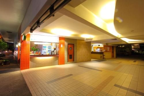 โรงแรมไฮ ซีซั่น (Hi Season Hotel)2