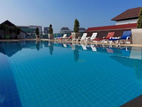 โรงแรมพัทยา บลูสกาย (Pattaya Blue Sky)1