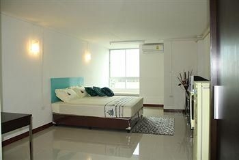 เพลสเซินท์ พอยท์ (Pleasant Point)0