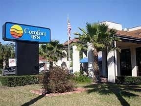 Comfort Inn University1