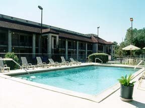 Comfort Inn University3