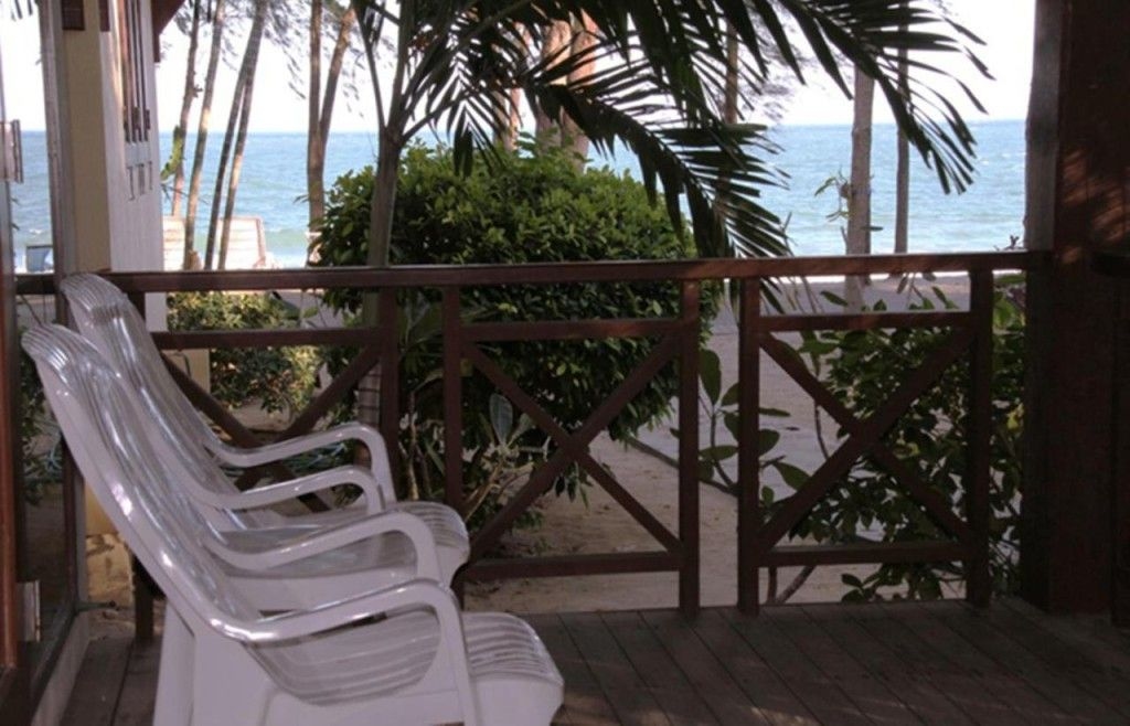 Bayview Beach Resort Baan Grood4