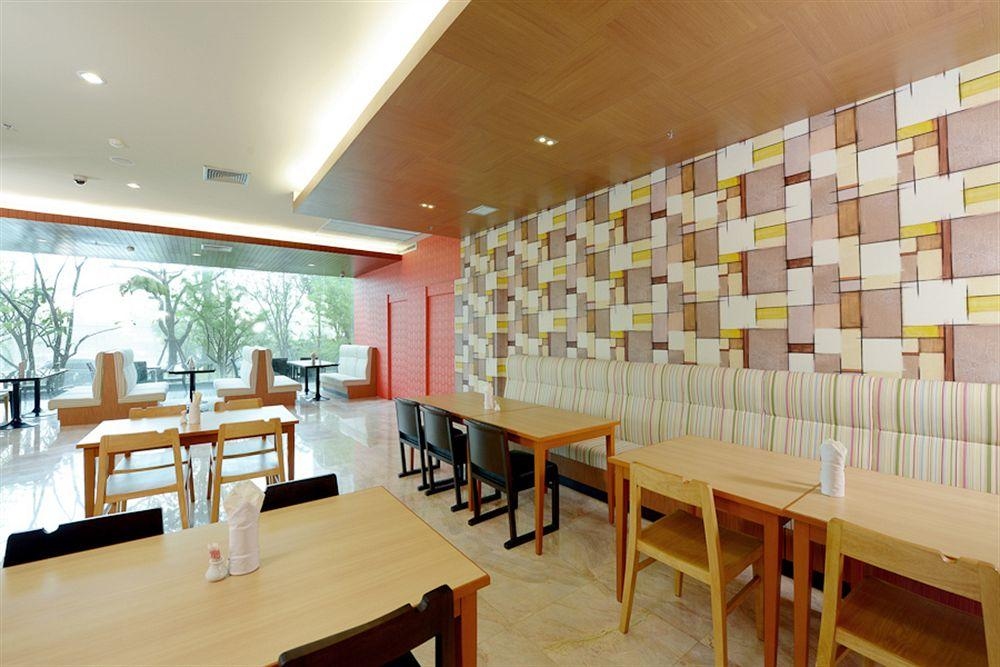 โรงแรมบุรี ศรีภู (Buri Sriphu Hotel)3