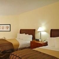 Paramount Plaza Hotel Suites2