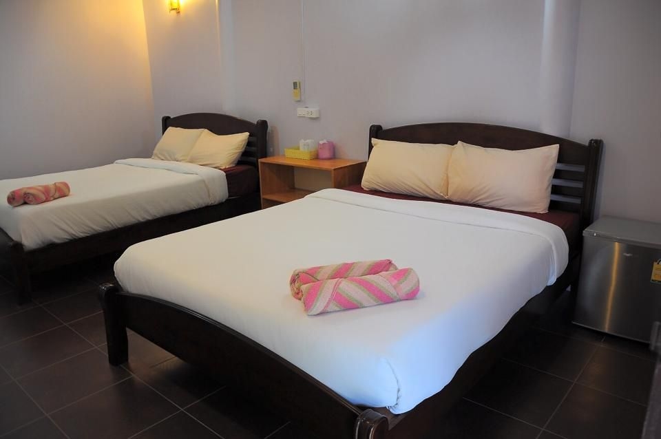 บ้านใต้ รีสอร์ท (Bantai Resort)0