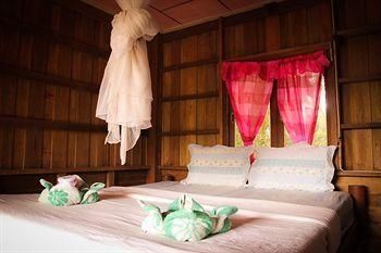 เขาสก สมายเล่ย์ บังกะโล (Khao Sok Smiley Bungalow)4