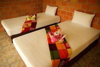 เขาสก สมายเล่ย์ บังกะโล (Khao Sok Smiley Bungalow)2