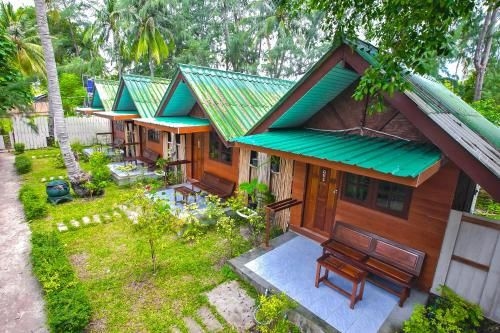 Salisa Resort0