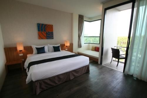 อาโปโฮเทล (Apo Hotel)2