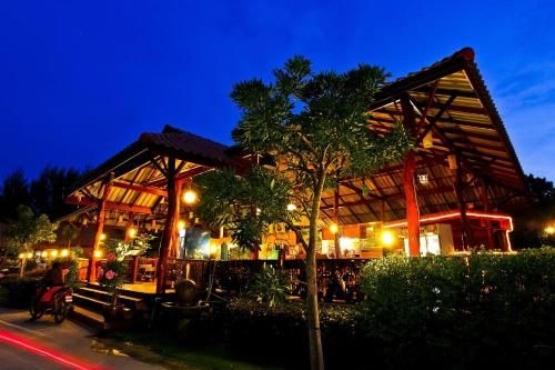 ริชชี่ เฮาส์ รีสอร์ท (Ricci House Resort)0